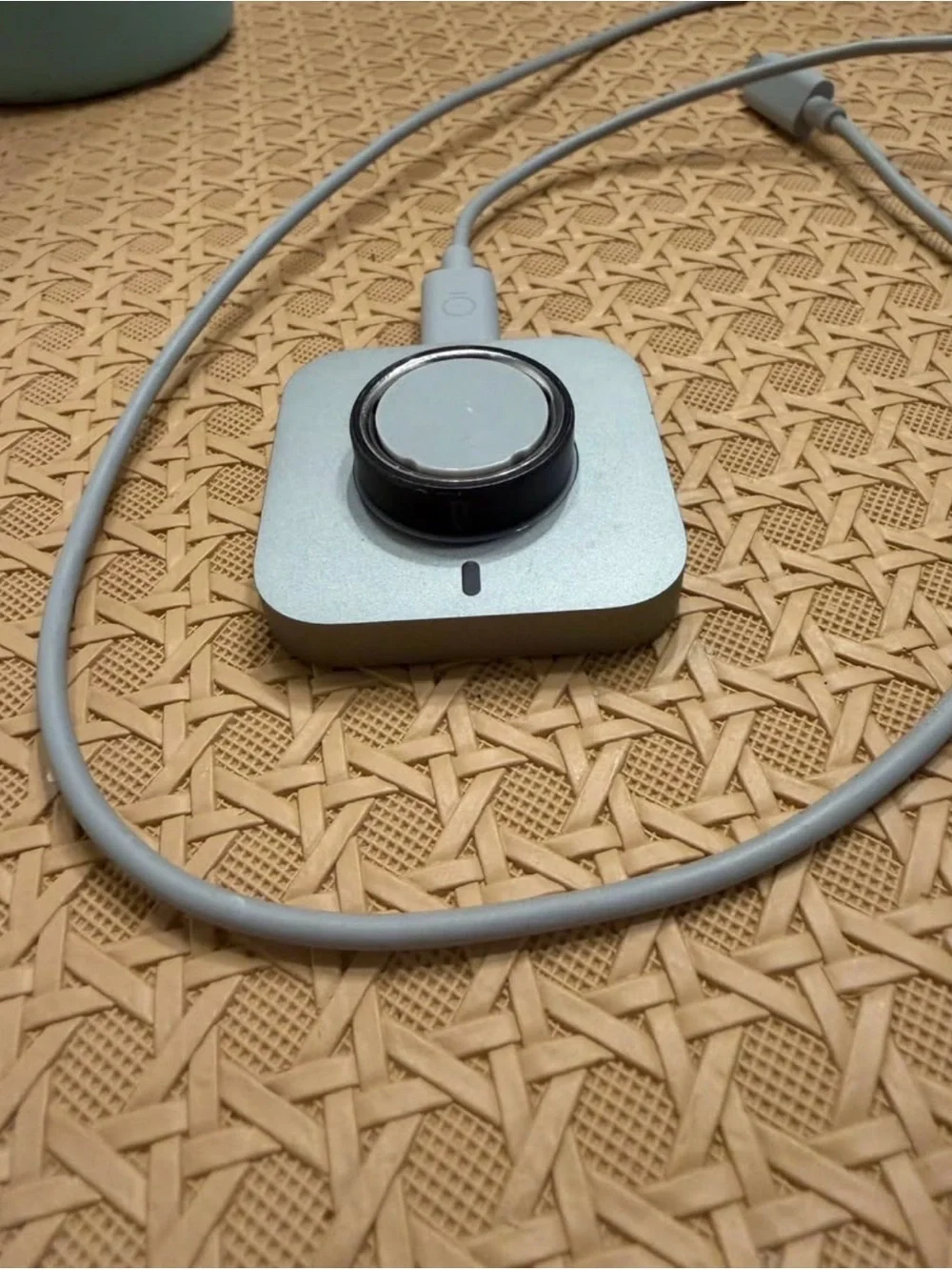 Oura stealth gray series 4 size 12 Charger